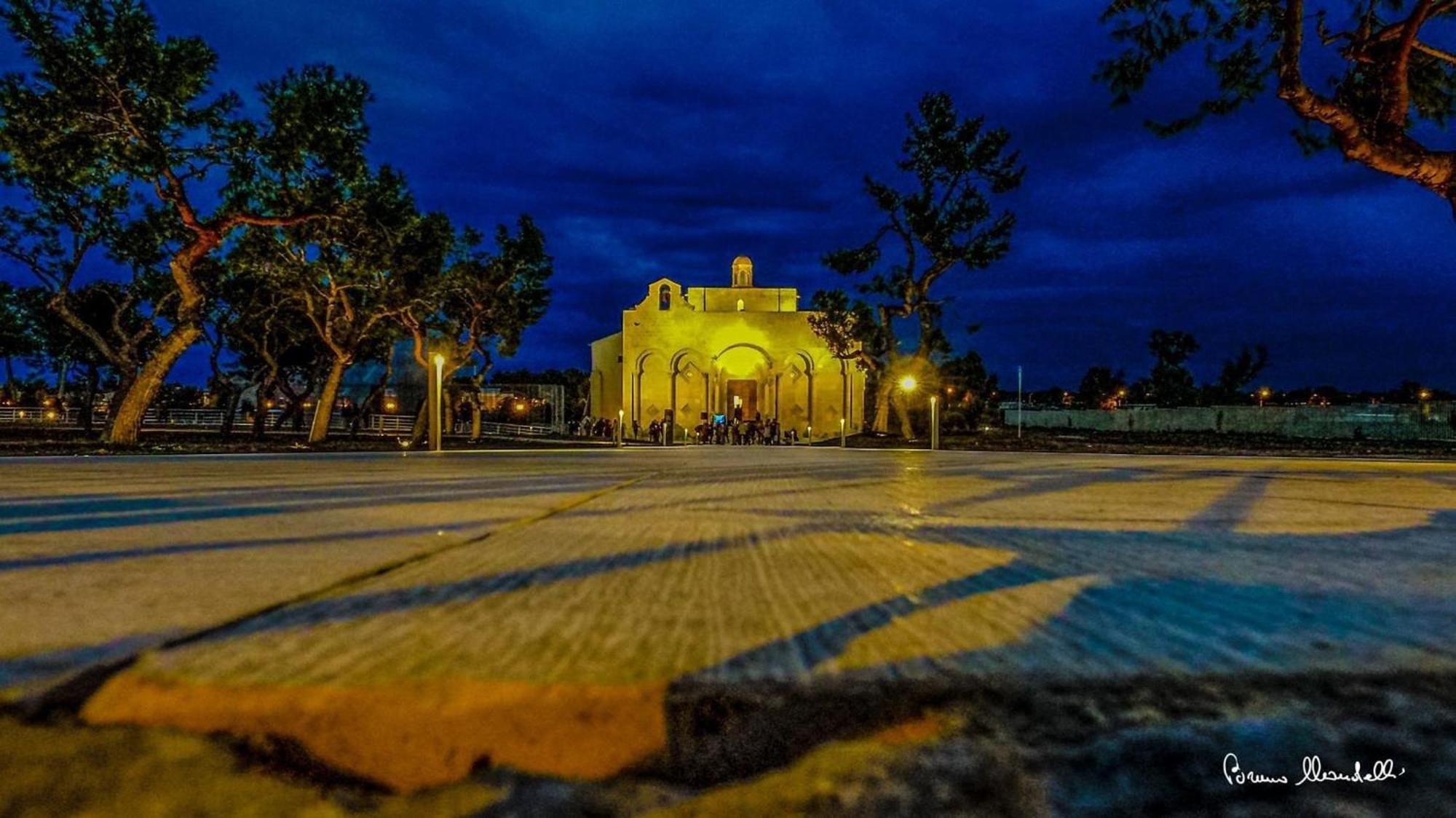 Aparthotel Ca Del Centro Manfredonia Exteriér fotografie